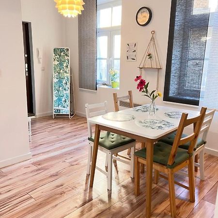Apartament Lubicz Krakau Buitenkant foto