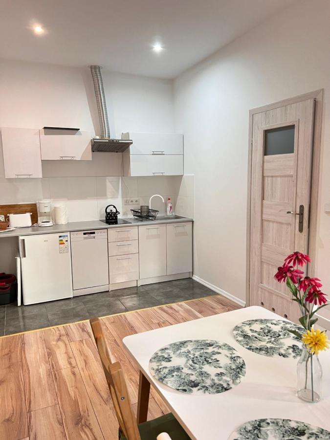 Apartament Lubicz Krakau Buitenkant foto
